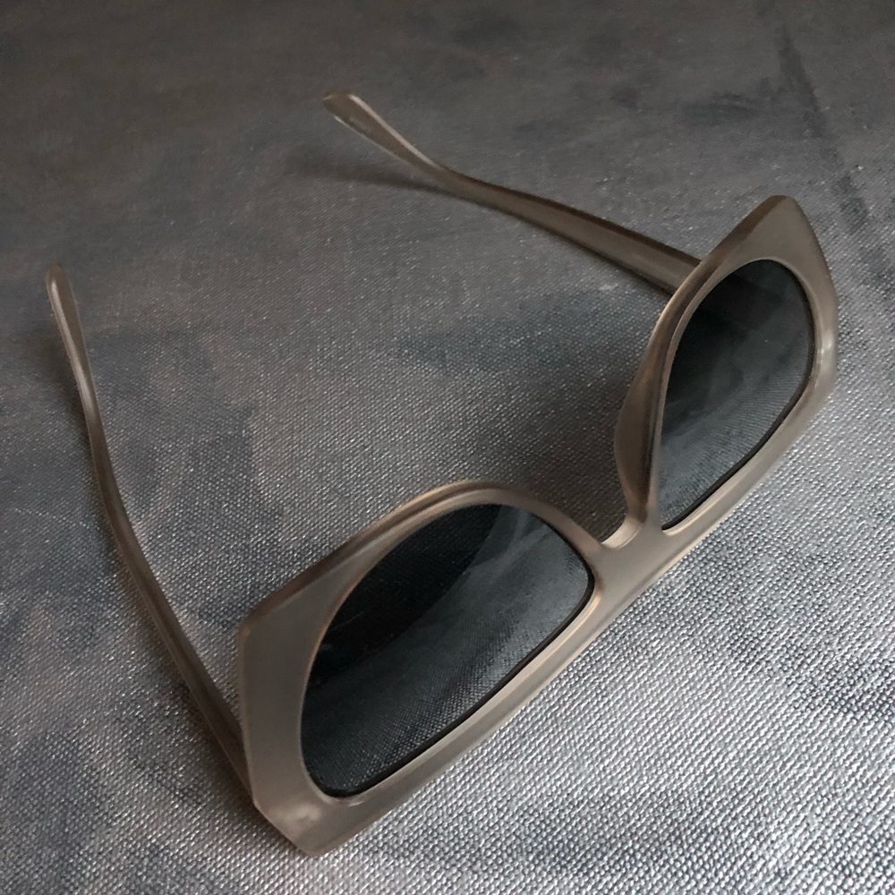 Edgy Oversized champagne cat eye sunglasses